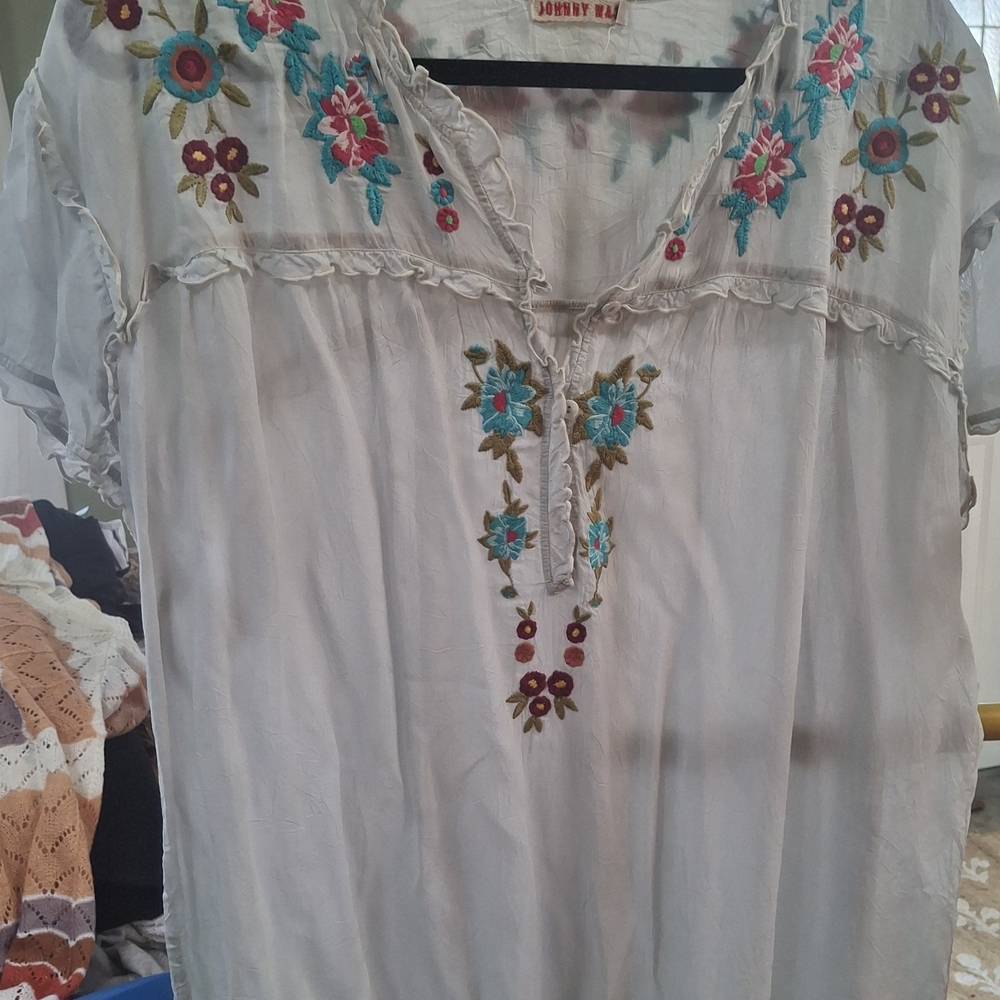 Johnny Was Style Embroidered Ivory Peasant Tunic. Or Mini Dress